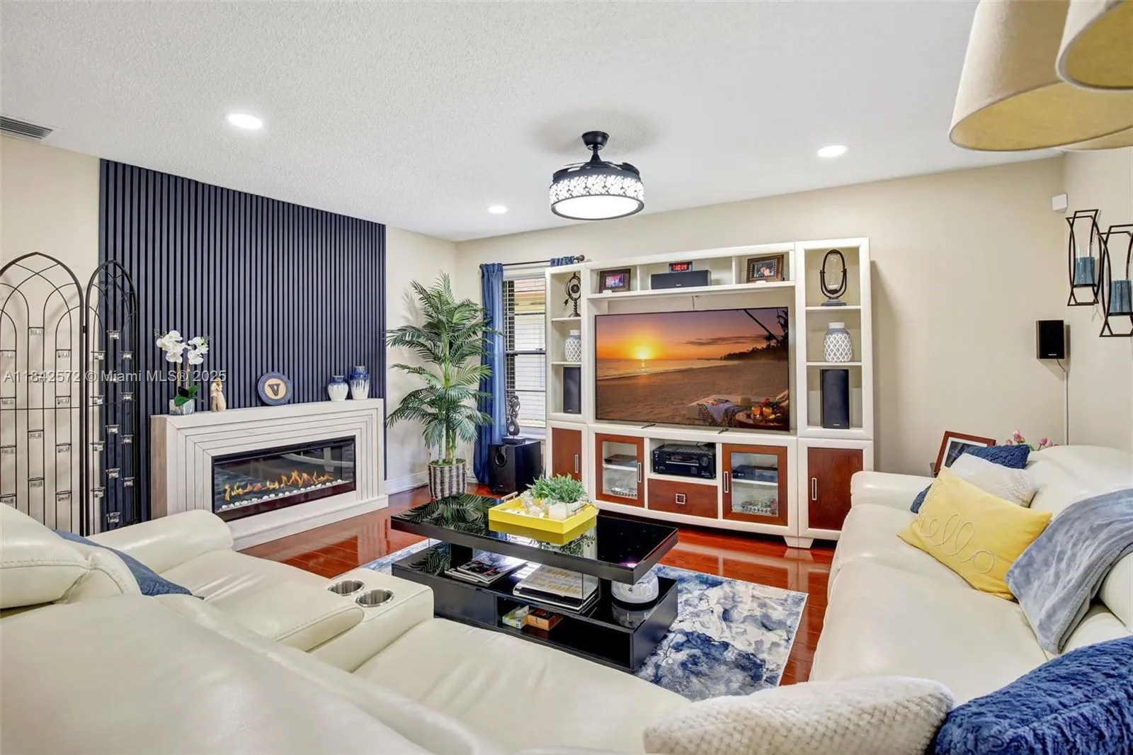 2078 Sw 71st Way, Davie, Florida 33317, Davie, Florida 33317, 4 Bedrooms Bedrooms, ,2 BathroomsBathrooms,Residential,For Sale,2078 Sw 71st Way, Davie, Florida 33317,A11842572