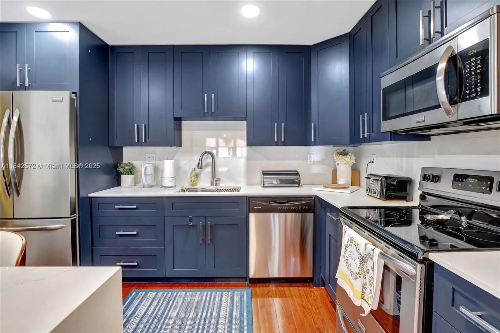 2078 Sw 71st Way, Davie, Florida 33317, Davie, Florida 33317, 4 Bedrooms Bedrooms, ,2 BathroomsBathrooms,Residential,For Sale,2078 Sw 71st Way, Davie, Florida 33317,A11842572