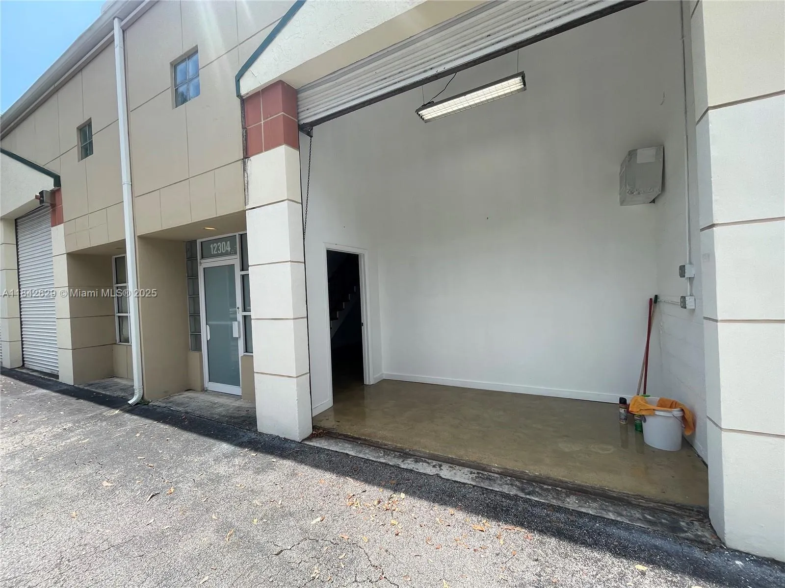12304 Sw 132nd Ct A-3, Miami, Florida 33186, Miami, Florida 33186, ,Commercial Lease,For Rent,12304 Sw 132nd Ct A-3, Miami, Florida 33186,A11842629