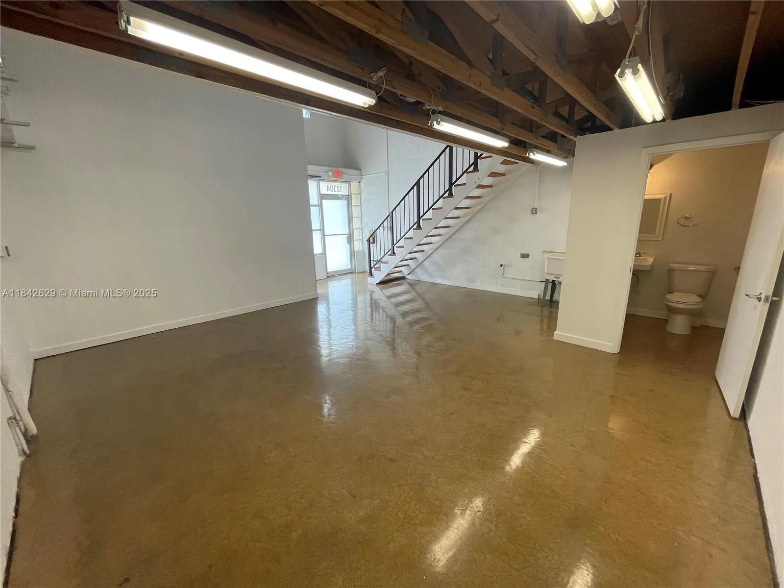 12304 Sw 132nd Ct A-3, Miami, Florida 33186, Miami, Florida 33186, ,Commercial Lease,For Rent,12304 Sw 132nd Ct A-3, Miami, Florida 33186,A11842629