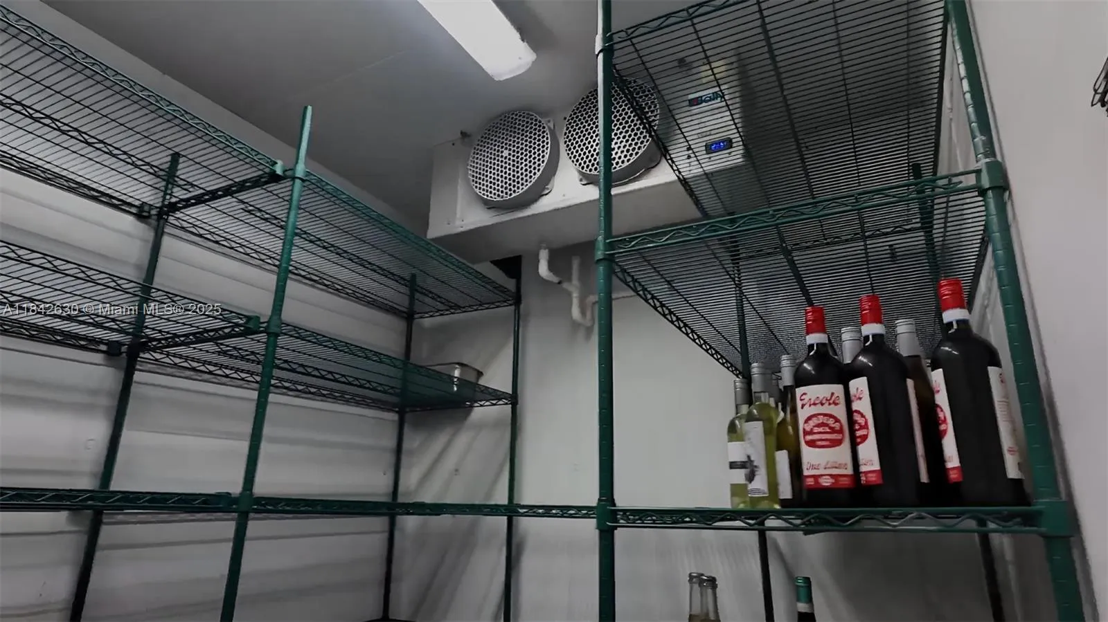 Miami Beach, Florida 33139, ,Commercial Lease,For Rent,A11842630