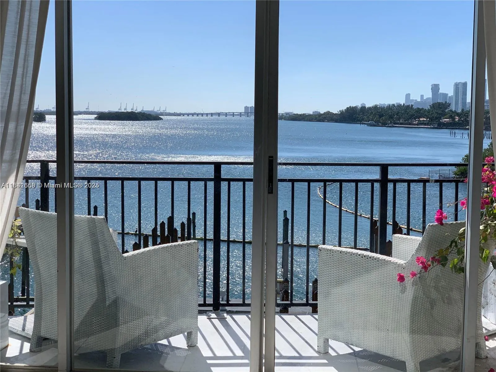 770 Ne 69th St 4h, Miami, Florida 33138, Miami, Florida 33138, 1 Bedroom Bedrooms, ,2 BathroomsBathrooms,Residential,For Sale,770 Ne 69th St 4h, Miami, Florida 33138,A11842658