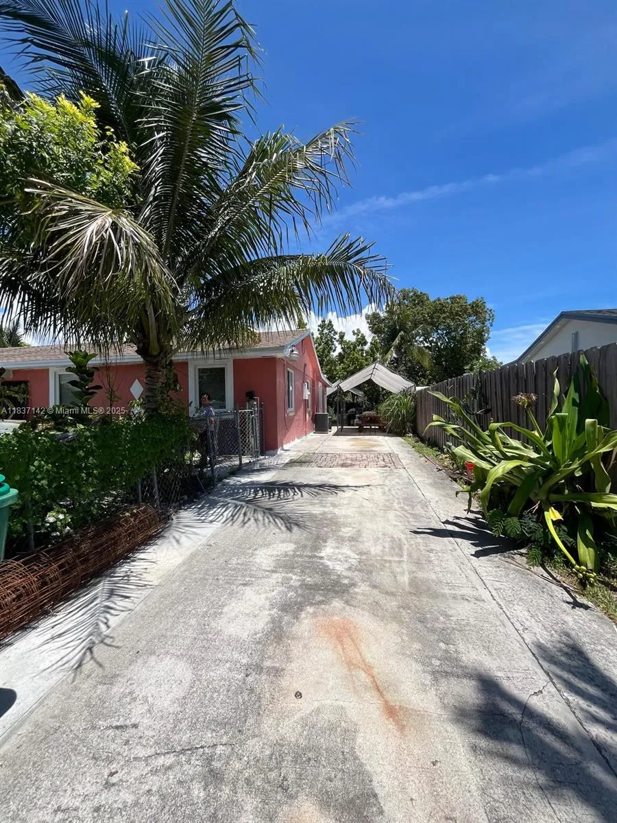 14923 Sw 302nd Ter, Homestead, Florida 33033, Homestead, Florida 33033, ,Residential Income,For Sale,14923 Sw 302nd Ter, Homestead, Florida 33033,A11837142