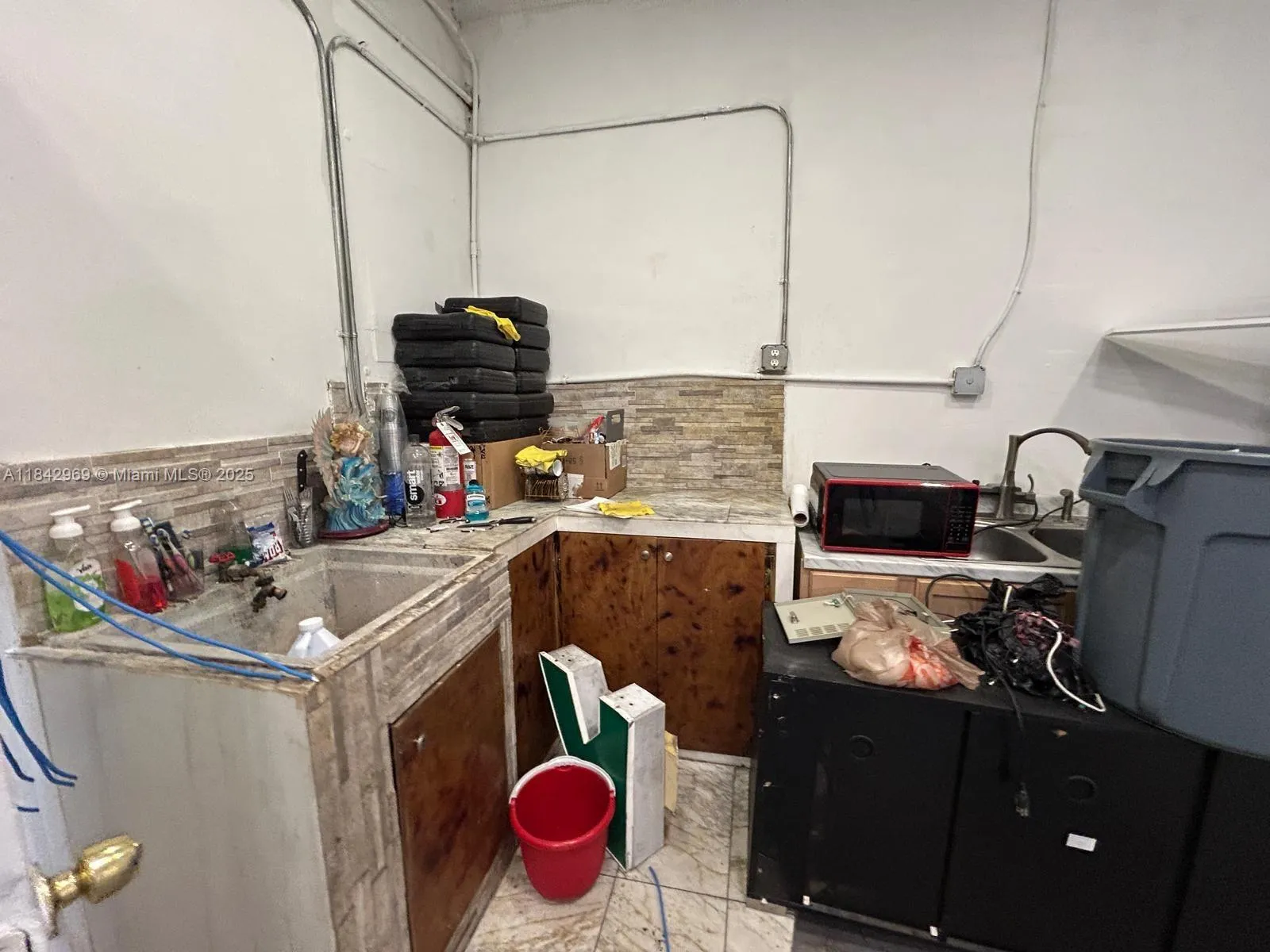 622 E 9th Street, Hialeah, Florida 33010, Hialeah, Florida 33010, ,Business Opportunity,For Sale,622 E 9th Street, Hialeah, Florida 33010,A11842969