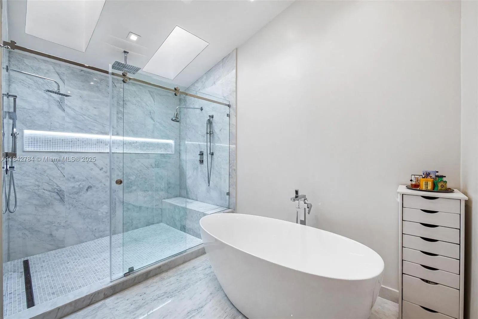 2000 S Bayshore Dr 69, Miami, Florida 33133, Miami, Florida 33133, 5 Bedrooms Bedrooms, ,5 BathroomsBathrooms,Residential,For Sale,2000 S Bayshore Dr 69, Miami, Florida 33133,A11842784