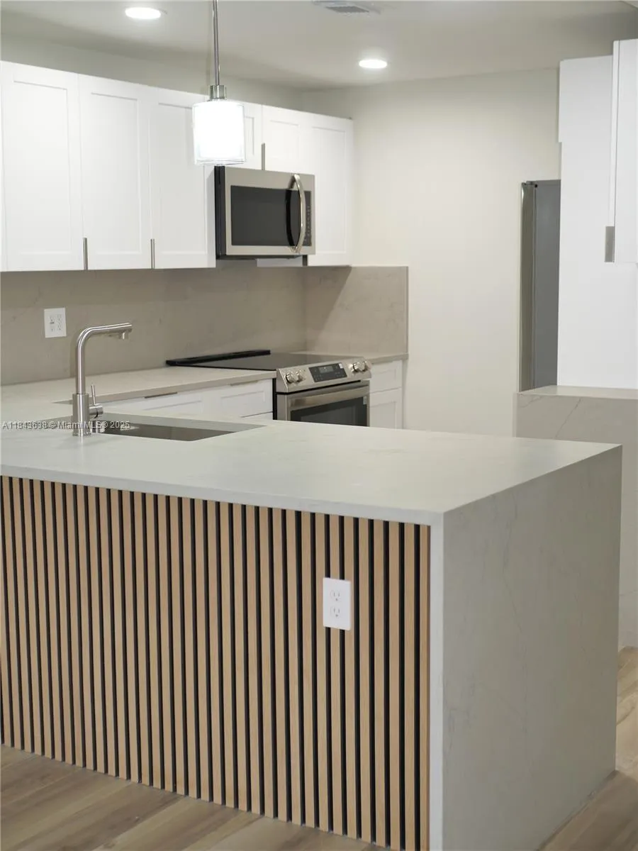 3080 N Course Dr 602, Pompano Beach, Florida 33069, Pompano Beach, Florida 33069, 2 Bedrooms Bedrooms, ,2 BathroomsBathrooms,Residential,For Sale,3080 N Course Dr 602, Pompano Beach, Florida 33069,A11843638