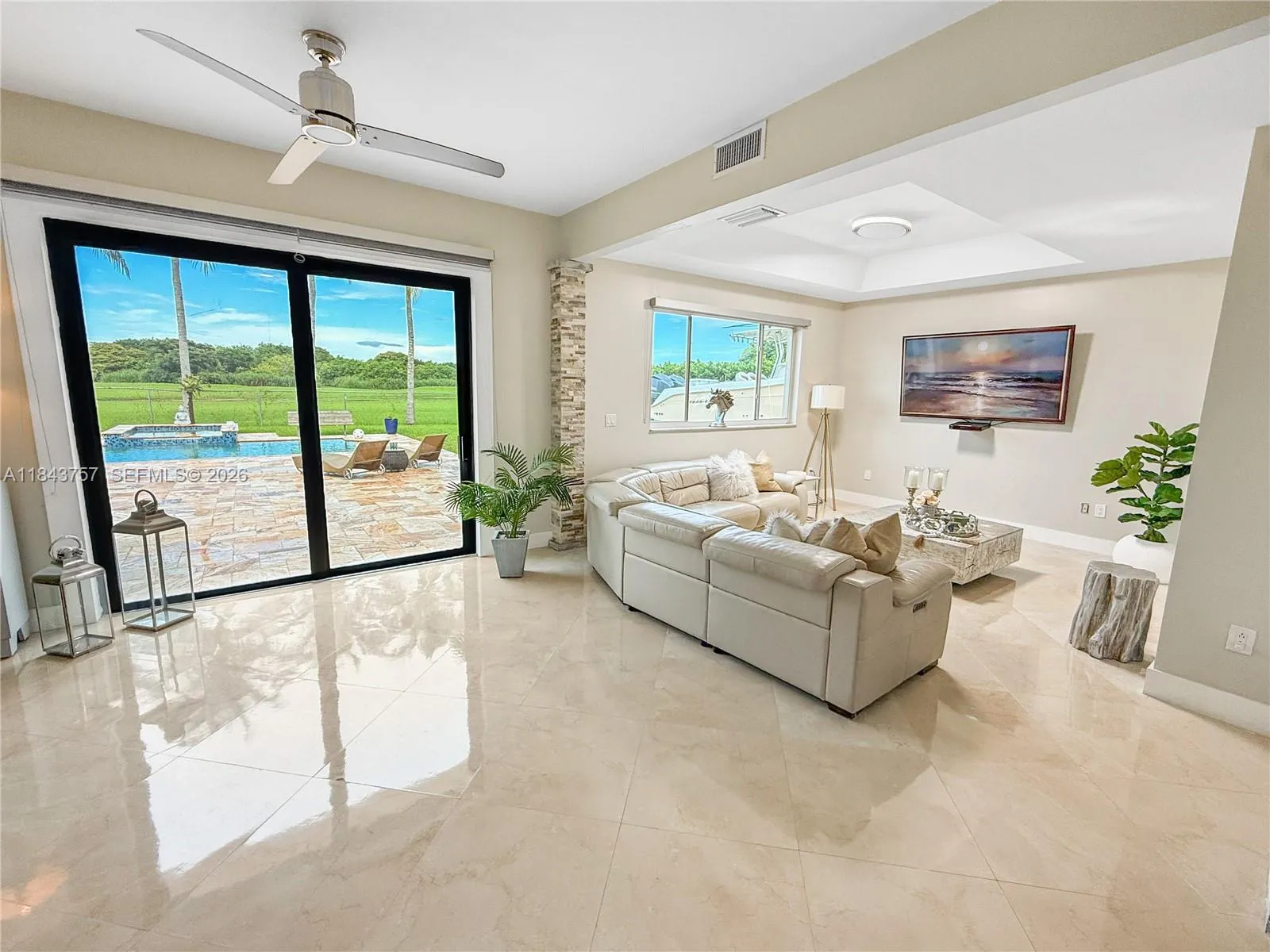 9621 W Calusa Club Dr, Miami, Florida 33186, Miami, Florida 33186, 5 Bedrooms Bedrooms, ,6 BathroomsBathrooms,Residential,For Sale,9621 W Calusa Club Dr, Miami, Florida 33186,A11843757