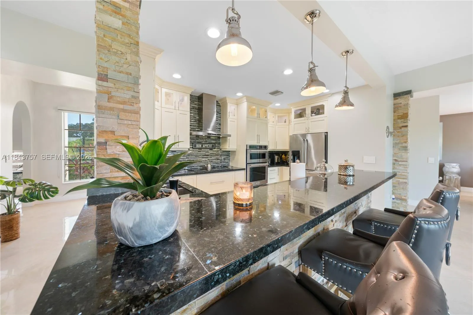 9621 W Calusa Club Dr, Miami, Florida 33186, Miami, Florida 33186, 5 Bedrooms Bedrooms, ,6 BathroomsBathrooms,Residential,For Sale,9621 W Calusa Club Dr, Miami, Florida 33186,A11843757