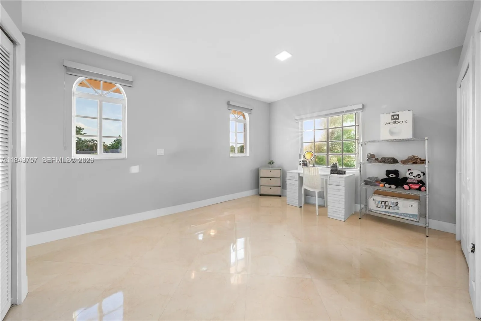 9621 W Calusa Club Dr, Miami, Florida 33186, Miami, Florida 33186, 5 Bedrooms Bedrooms, ,6 BathroomsBathrooms,Residential,For Sale,9621 W Calusa Club Dr, Miami, Florida 33186,A11843757