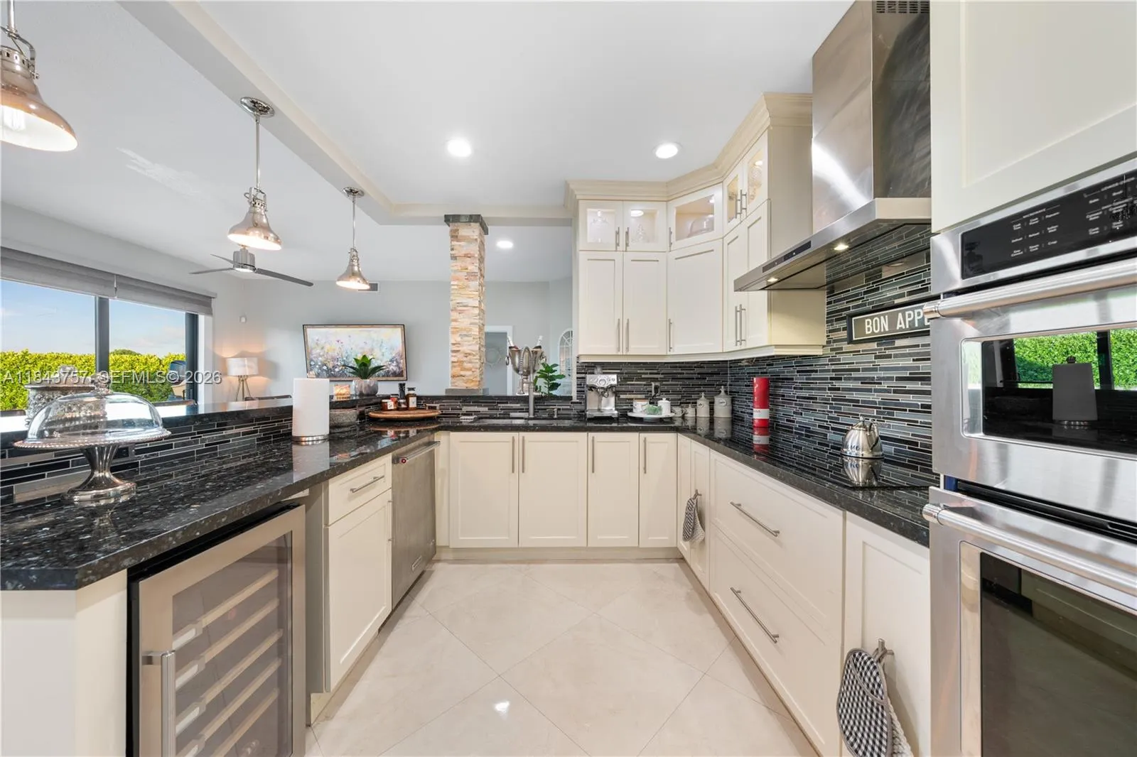 9621 W Calusa Club Dr, Miami, Florida 33186, Miami, Florida 33186, 5 Bedrooms Bedrooms, ,6 BathroomsBathrooms,Residential,For Sale,9621 W Calusa Club Dr, Miami, Florida 33186,A11843757
