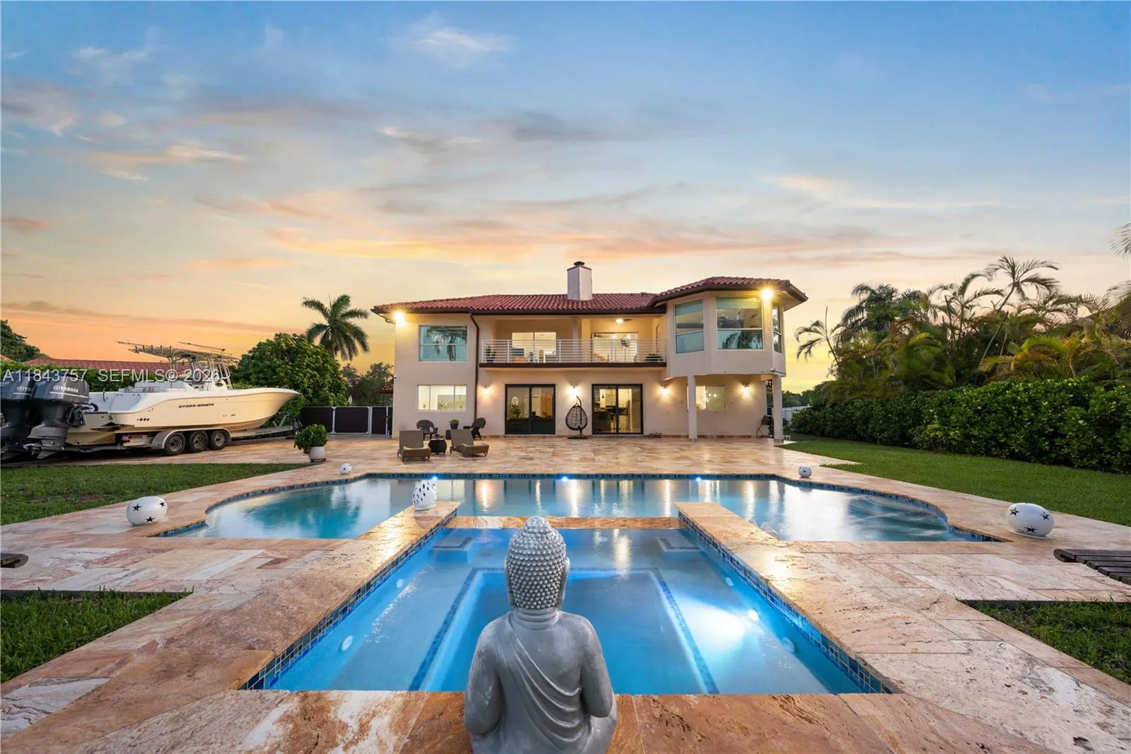 9621 W Calusa Club Dr, Miami, Florida 33186, Miami, Florida 33186, 5 Bedrooms Bedrooms, ,6 BathroomsBathrooms,Residential,For Sale,9621 W Calusa Club Dr, Miami, Florida 33186,A11843757