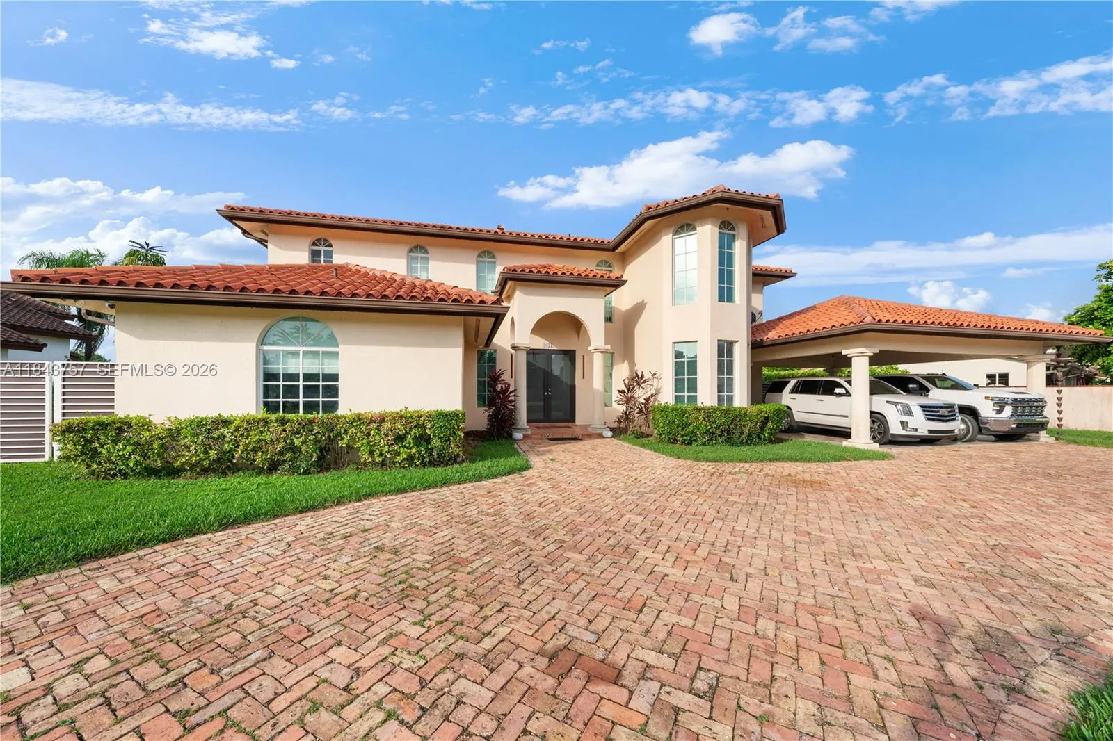 9621 W Calusa Club Dr, Miami, Florida 33186, Miami, Florida 33186, 5 Bedrooms Bedrooms, ,6 BathroomsBathrooms,Residential,For Sale,9621 W Calusa Club Dr, Miami, Florida 33186,A11843757