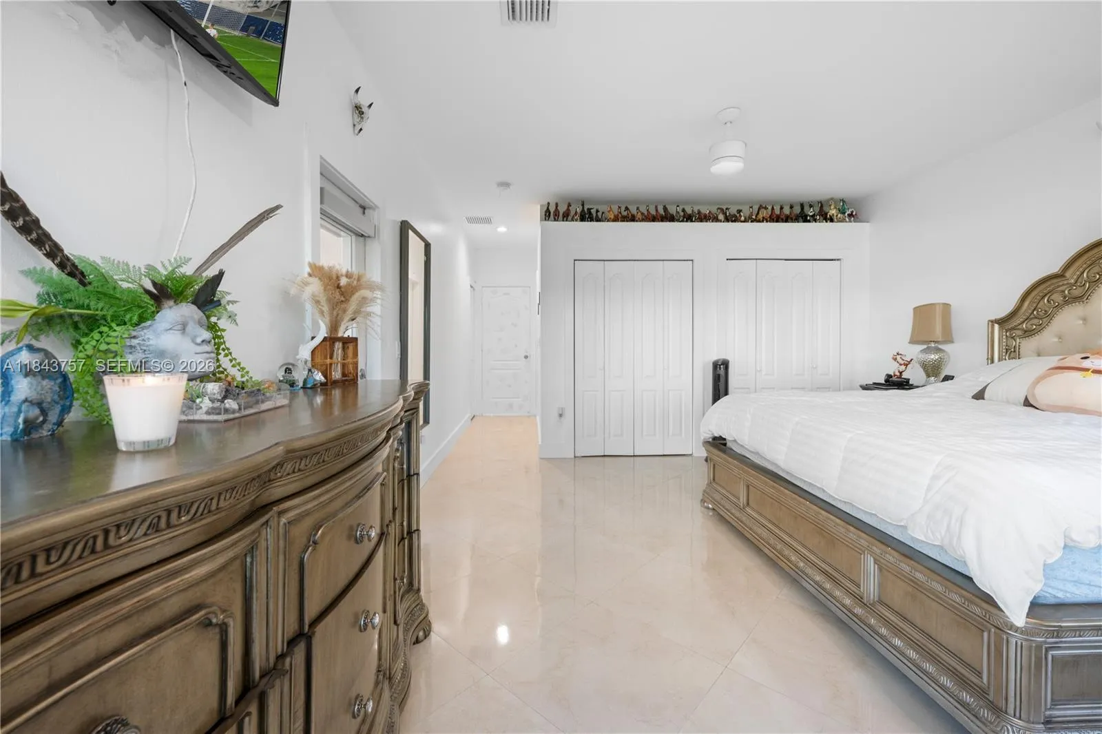 9621 W Calusa Club Dr, Miami, Florida 33186, Miami, Florida 33186, 5 Bedrooms Bedrooms, ,6 BathroomsBathrooms,Residential,For Sale,9621 W Calusa Club Dr, Miami, Florida 33186,A11843757