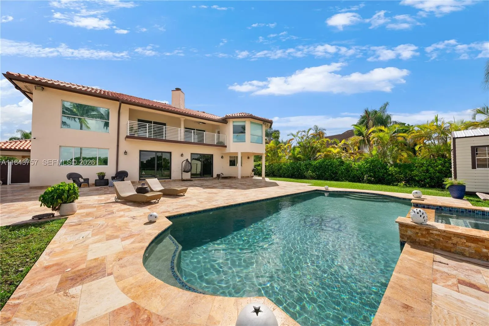 9621 W Calusa Club Dr, Miami, Florida 33186, Miami, Florida 33186, 5 Bedrooms Bedrooms, ,6 BathroomsBathrooms,Residential,For Sale,9621 W Calusa Club Dr, Miami, Florida 33186,A11843757