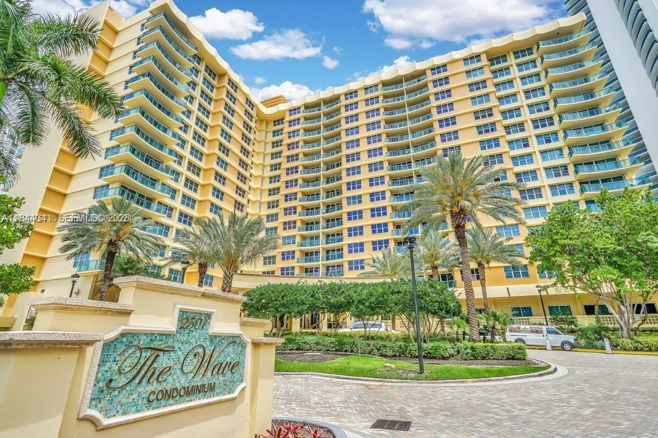 2501 S Ocean Dr 433, Hollywood, Florida 33019, Hollywood, Florida 33019, 1 Bedroom Bedrooms, ,1 BathroomBathrooms,Residential Lease,For Rent,2501 S Ocean Dr 433, Hollywood, Florida 33019,A11844041