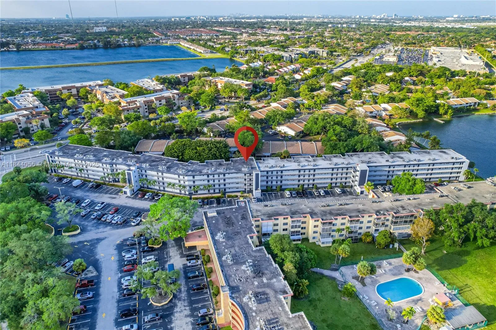 445 Ne 195th St 330, Miami, Florida 33179, Miami, Florida 33179, 1 Bedroom Bedrooms, 1 Room Rooms,2 BathroomsBathrooms,Residential,For Sale,445 Ne 195th St 330, Miami, Florida 33179,A11844055