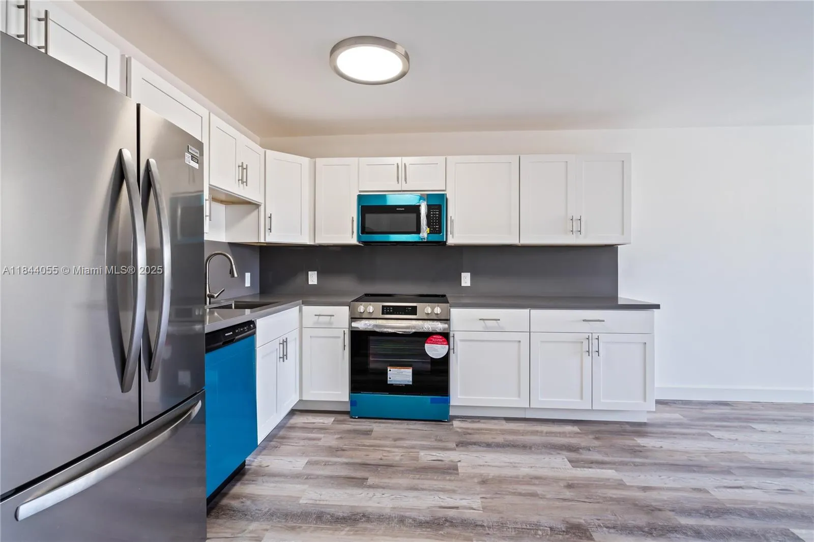 445 Ne 195th St 330, Miami, Florida 33179, Miami, Florida 33179, 1 Bedroom Bedrooms, 1 Room Rooms,2 BathroomsBathrooms,Residential,For Sale,445 Ne 195th St 330, Miami, Florida 33179,A11844055