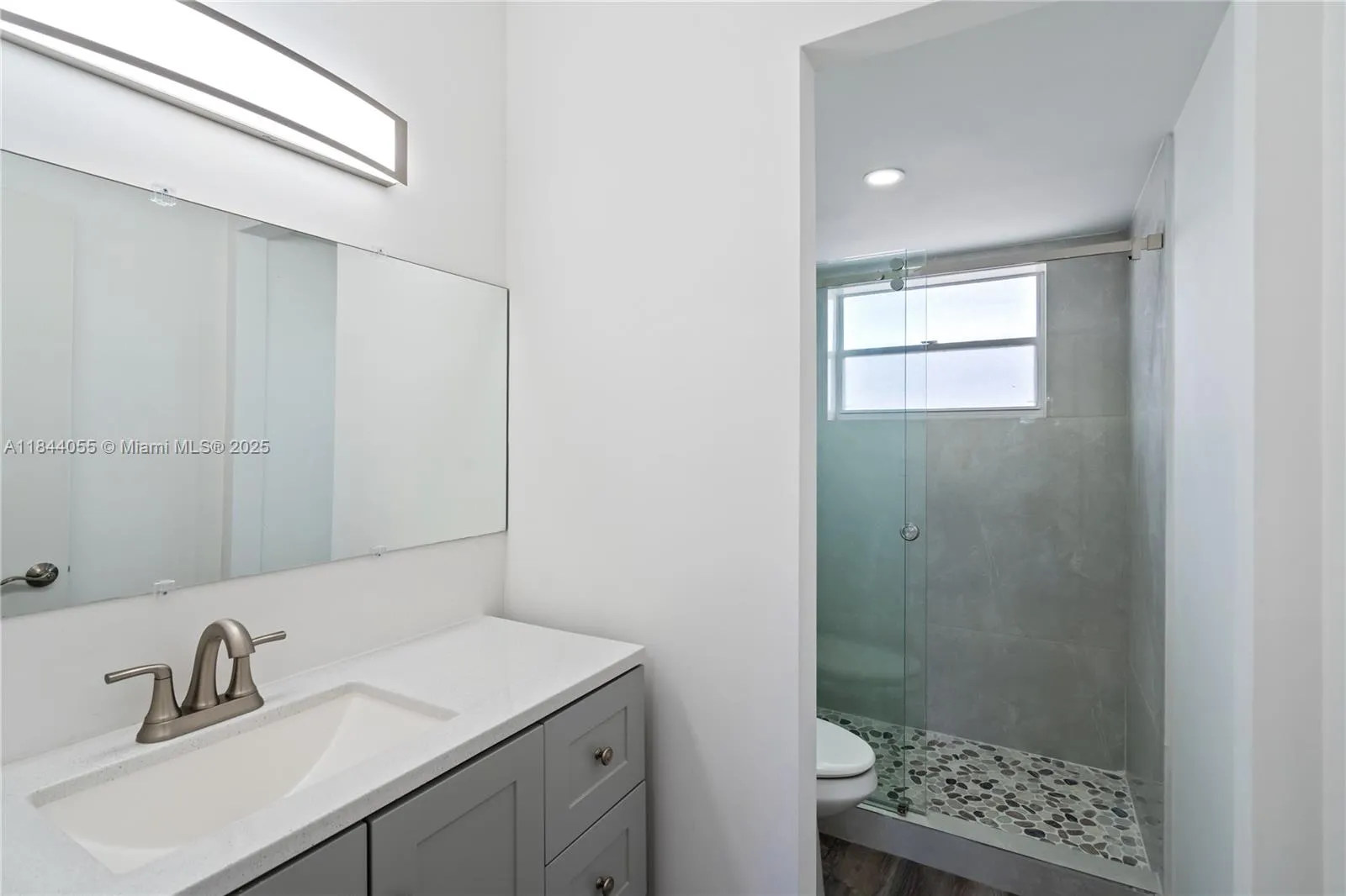 445 Ne 195th St 330, Miami, Florida 33179, Miami, Florida 33179, 1 Bedroom Bedrooms, 1 Room Rooms,2 BathroomsBathrooms,Residential,For Sale,445 Ne 195th St 330, Miami, Florida 33179,A11844055