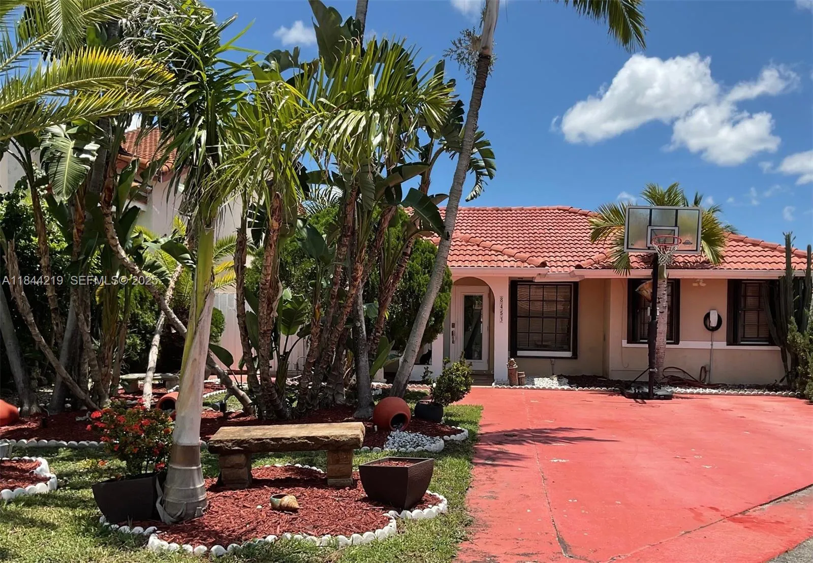 8453 Nw 189 Street Rd, Hialeah, Florida 33015, Hialeah, Florida 33015, 2 Bedrooms Bedrooms, ,2 BathroomsBathrooms,Residential,For Sale,8453 Nw 189 Street Rd, Hialeah, Florida 33015,A11844219