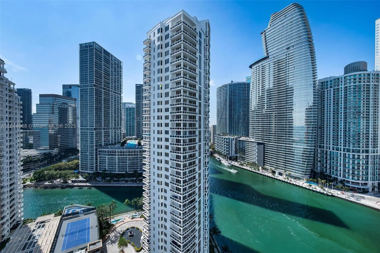 900 Brickell Key Blvd 2005, Miami, Florida 33131, Miami, Florida 33131, 2 Bedrooms Bedrooms, 6 Rooms Rooms,2 BathroomsBathrooms,Residential,For Sale,900 Brickell Key Blvd 2005, Miami, Florida 33131,A11844968