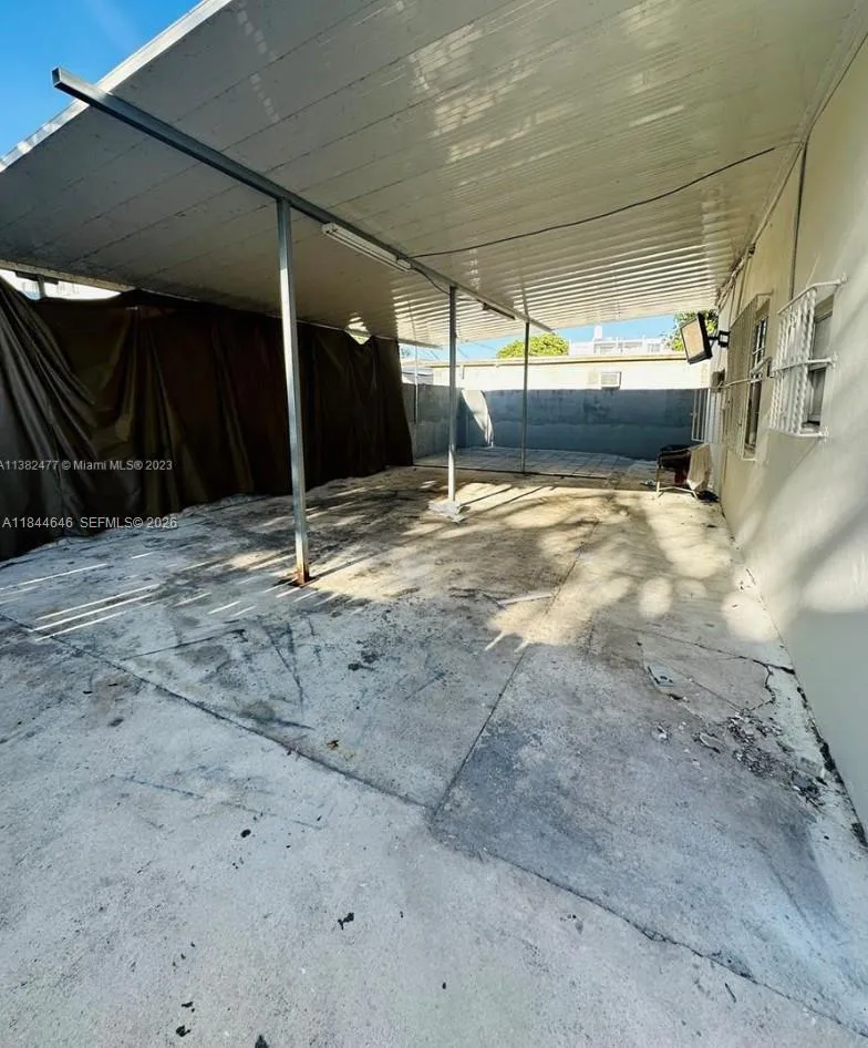 2215 Nw 33rd St, Miami, Florida 33142, Miami, Florida 33142, ,Residential Income,For Sale,2215 Nw 33rd St, Miami, Florida 33142,A11844646