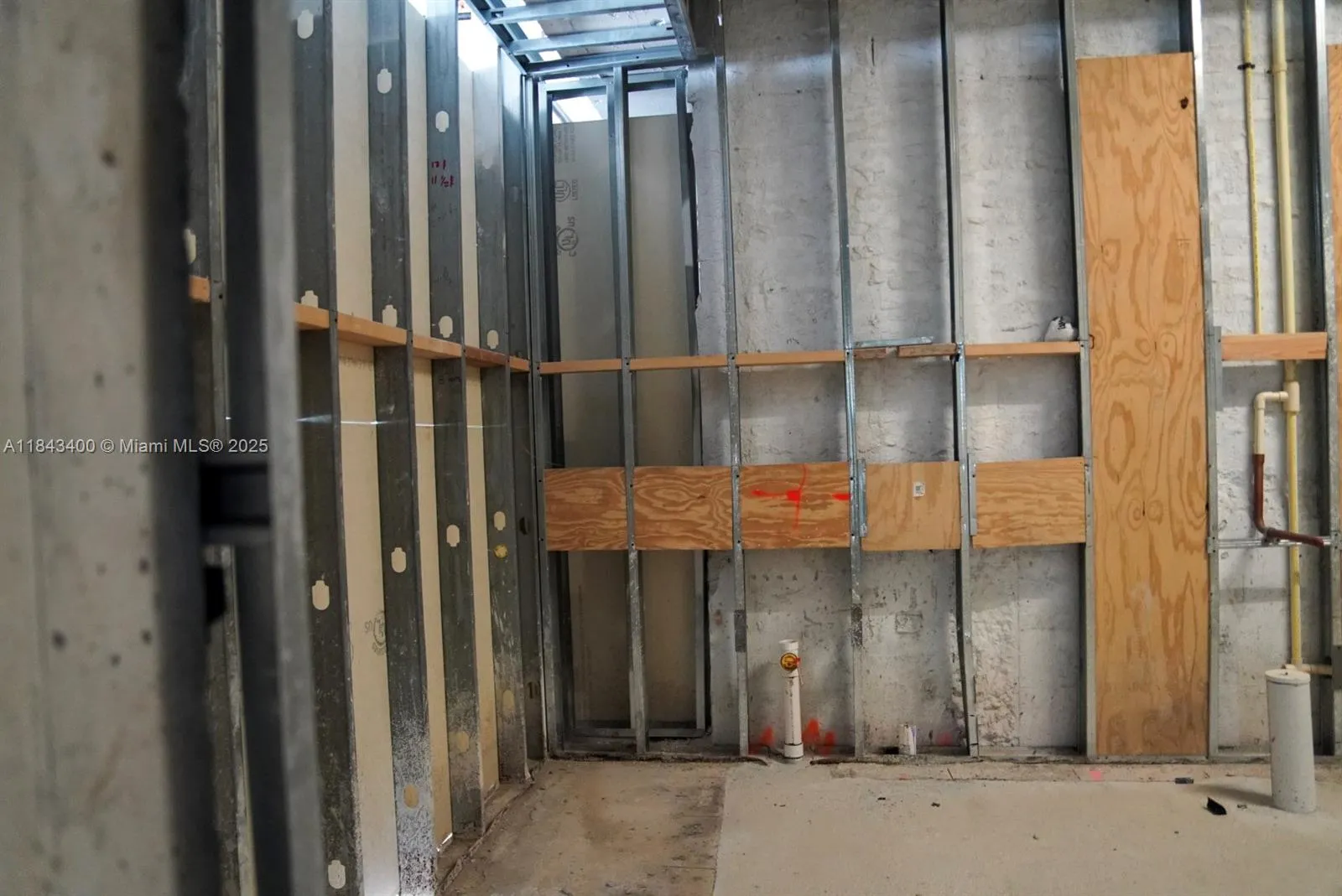 801 Brickell Bay Dr, Miami, Florida 33131, Miami, Florida 33131, ,Business Opportunity,For Sale,801 Brickell Bay Dr, Miami, Florida 33131,A11843400