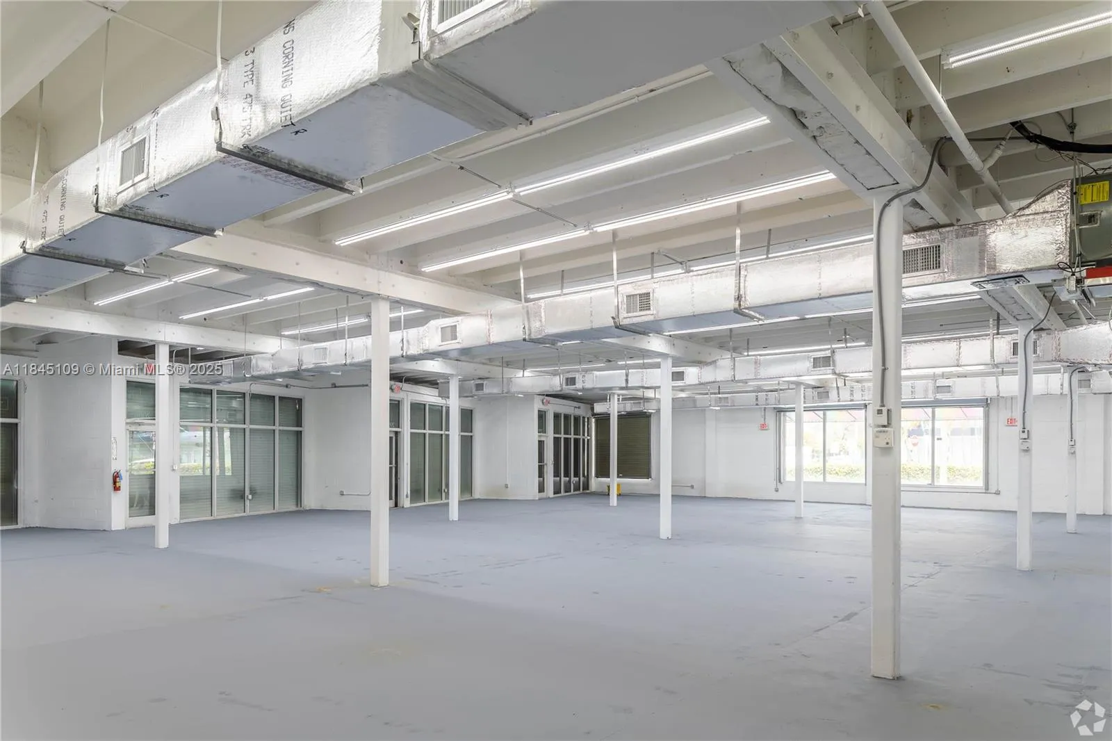 2090 Nw 21st St, Miami, Florida 33142, Miami, Florida 33142, ,Commercial Lease,For Rent,2090 Nw 21st St, Miami, Florida 33142,A11845109