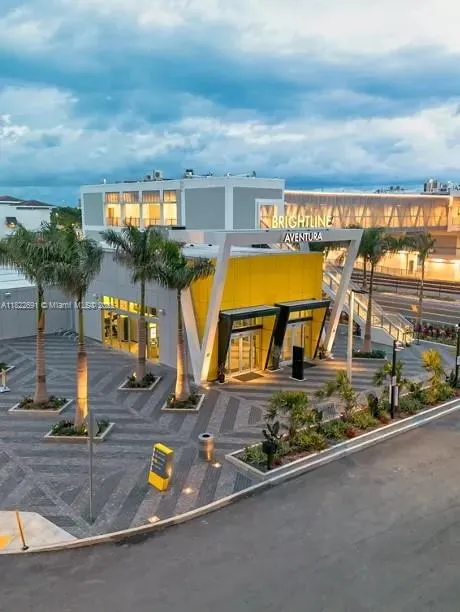 20200 W Dixie Hwy 603, Miami, Florida 33180, Miami, Florida 33180, ,Commercial Sale,For Sale,20200 W Dixie Hwy 603, Miami, Florida 33180,A11822691