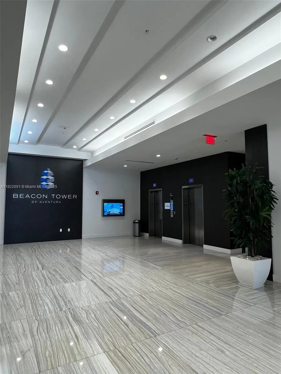 20200 W Dixie Hwy 603, Miami, Florida 33180, Miami, Florida 33180, ,Commercial Sale,For Sale,20200 W Dixie Hwy 603, Miami, Florida 33180,A11822691