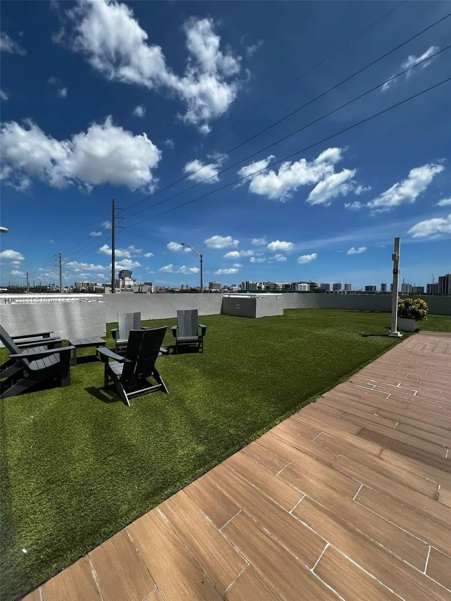 20200 W Dixie Hwy 603, Miami, Florida 33180, Miami, Florida 33180, ,Commercial Sale,For Sale,20200 W Dixie Hwy 603, Miami, Florida 33180,A11822691