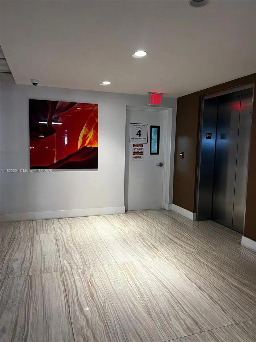 20200 W Dixie Hwy 603, Miami, Florida 33180, Miami, Florida 33180, ,Commercial Sale,For Sale,20200 W Dixie Hwy 603, Miami, Florida 33180,A11822691