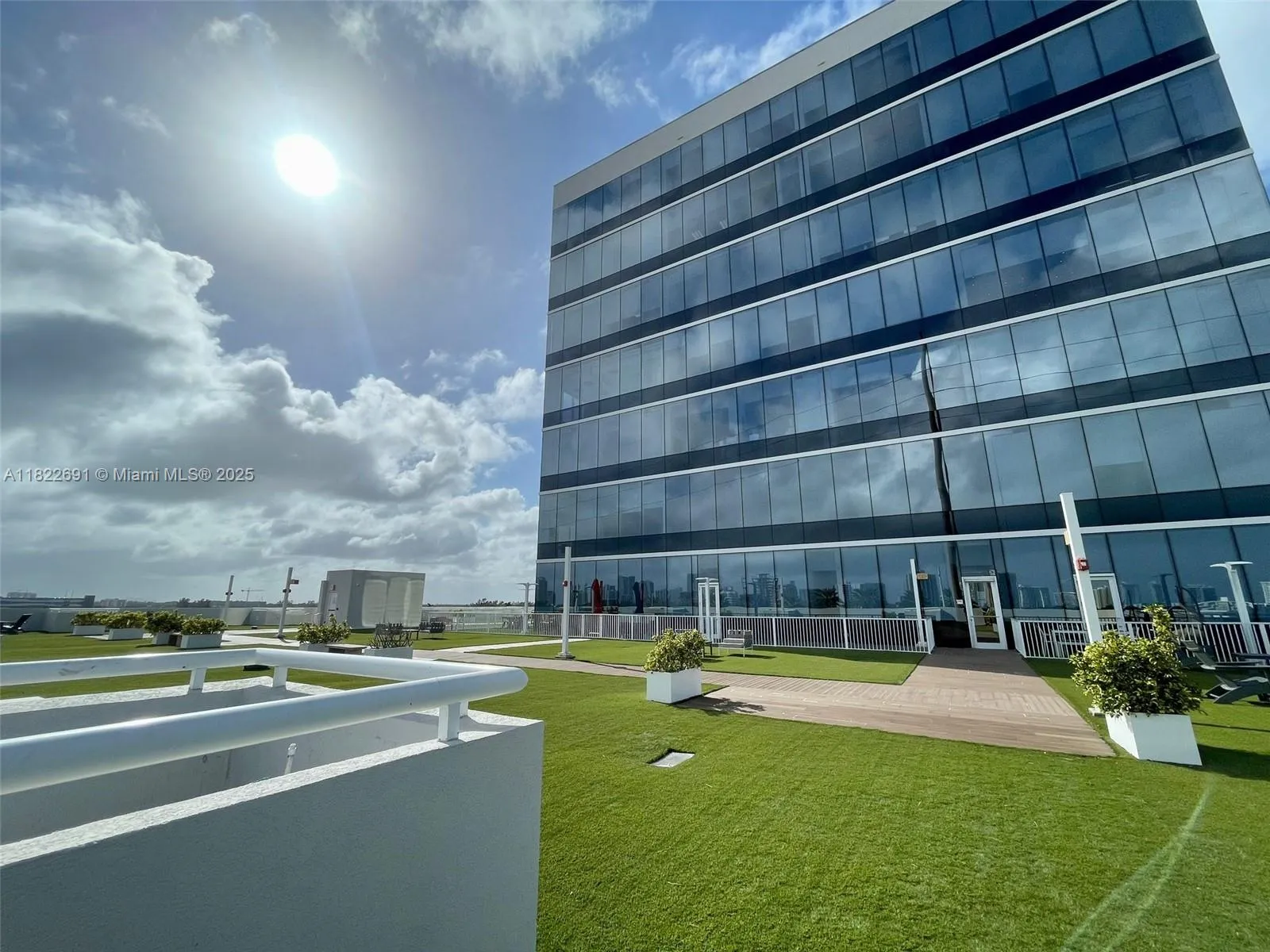 20200 W Dixie Hwy 603, Miami, Florida 33180, Miami, Florida 33180, ,Commercial Sale,For Sale,20200 W Dixie Hwy 603, Miami, Florida 33180,A11822691