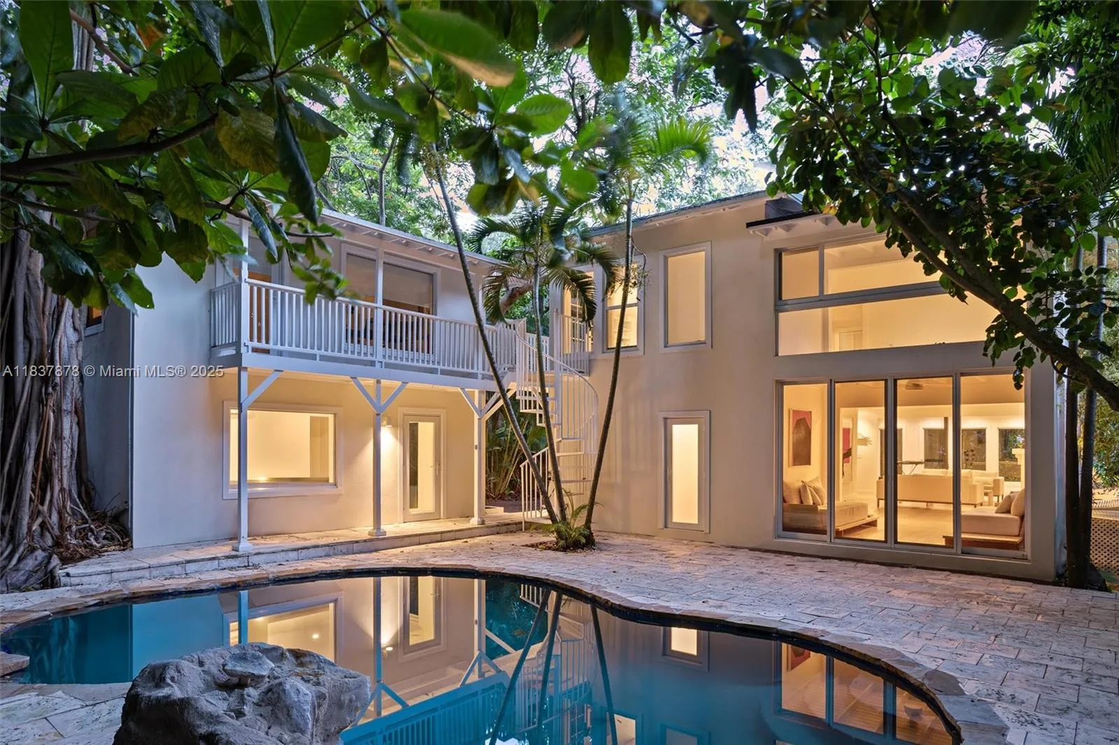 4286 S Douglas Rd, Miami, Florida 33133, Miami, Florida 33133, 4 Bedrooms Bedrooms, ,5 BathroomsBathrooms,Residential Lease,For Rent,4286 S Douglas Rd, Miami, Florida 33133,A11837878