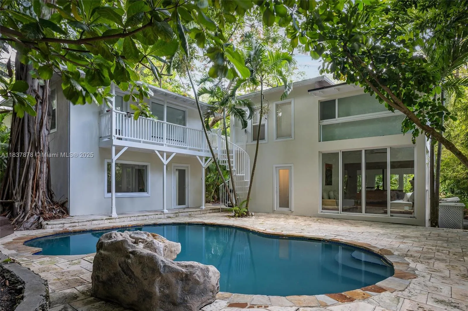 4286 S Douglas Rd, Miami, Florida 33133, Miami, Florida 33133, 4 Bedrooms Bedrooms, ,5 BathroomsBathrooms,Residential Lease,For Rent,4286 S Douglas Rd, Miami, Florida 33133,A11837878