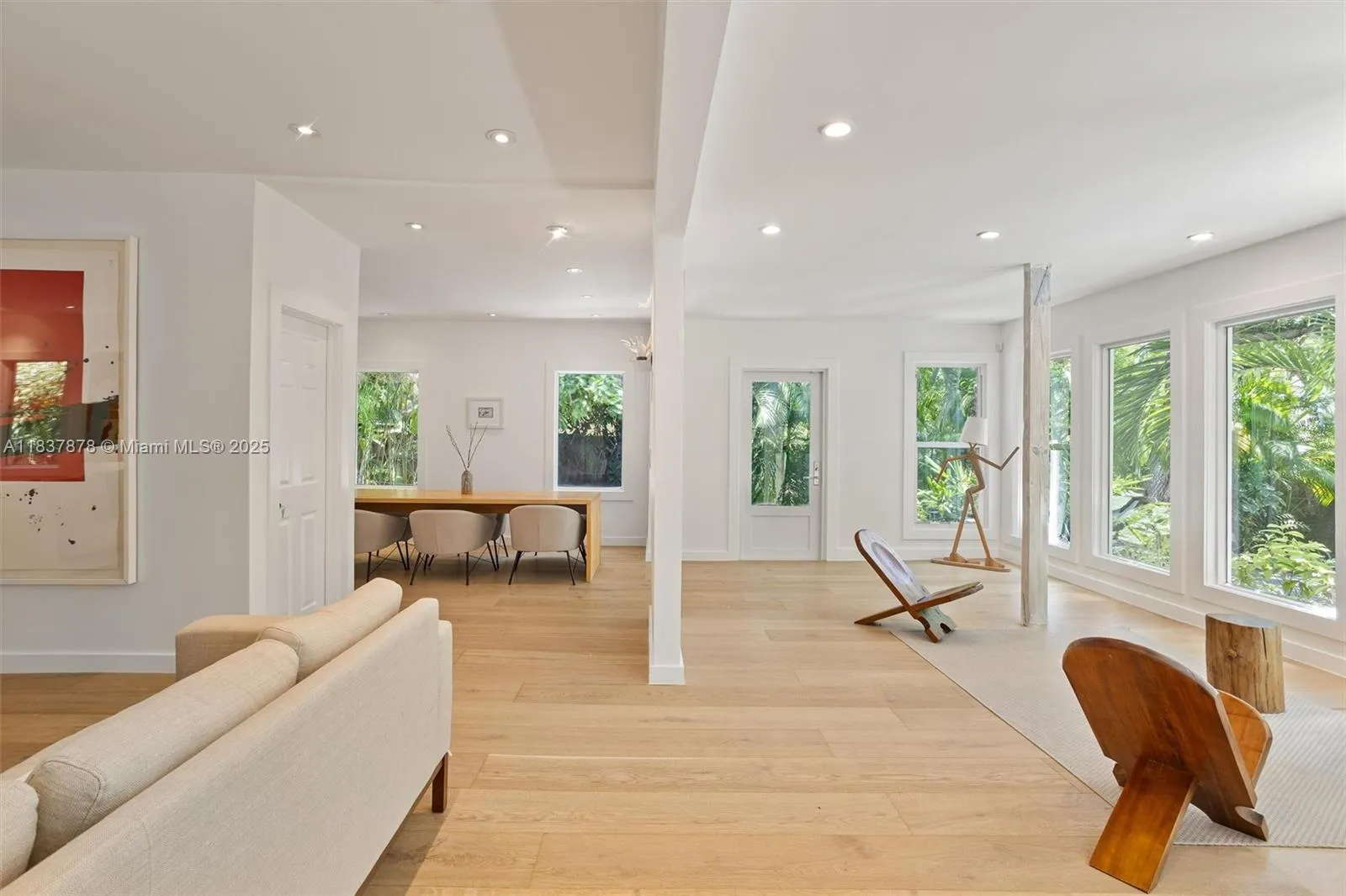 4286 S Douglas Rd, Miami, Florida 33133, Miami, Florida 33133, 4 Bedrooms Bedrooms, ,5 BathroomsBathrooms,Residential Lease,For Rent,4286 S Douglas Rd, Miami, Florida 33133,A11837878