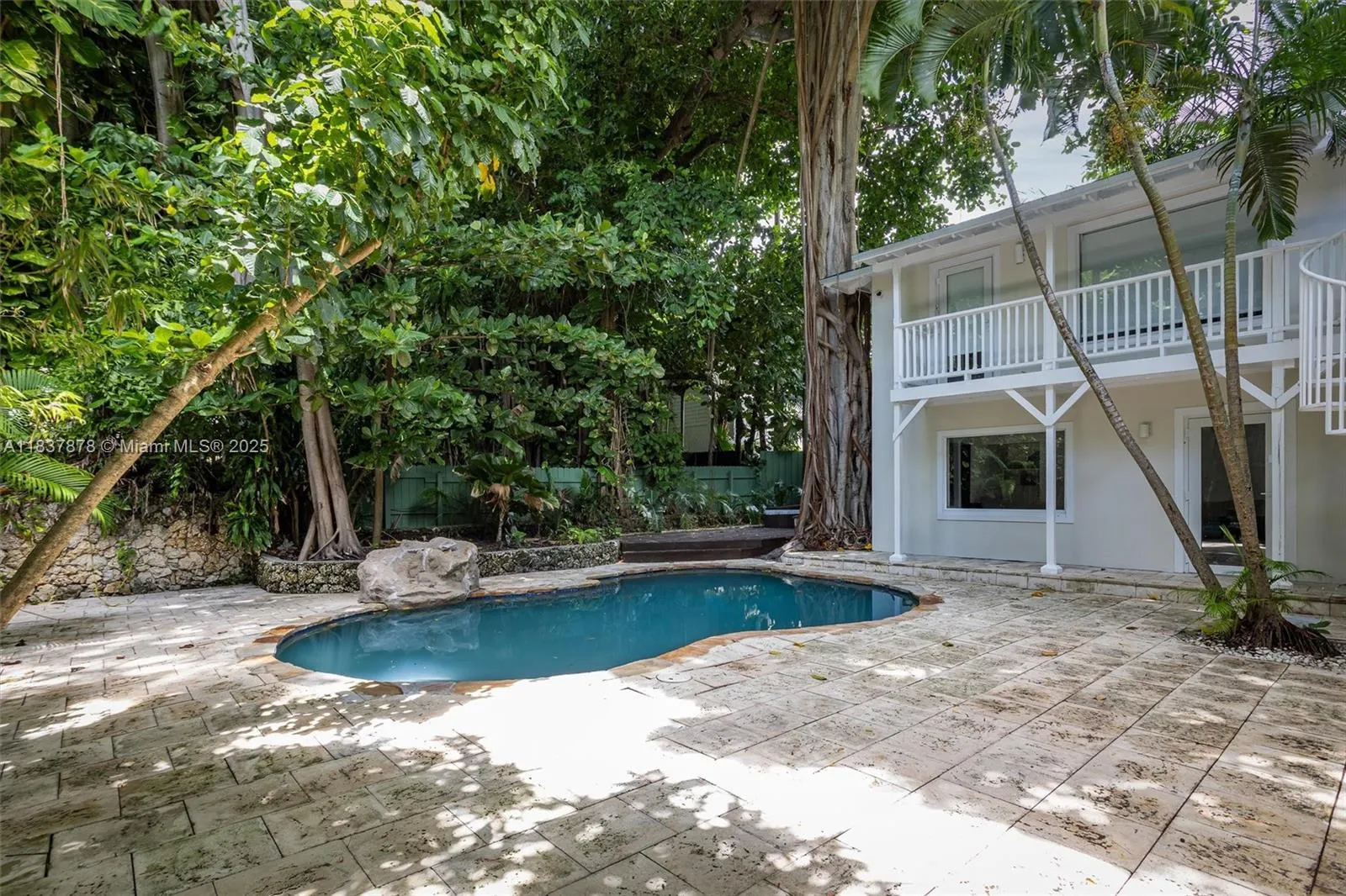 4286 S Douglas Rd, Miami, Florida 33133, Miami, Florida 33133, 4 Bedrooms Bedrooms, ,5 BathroomsBathrooms,Residential Lease,For Rent,4286 S Douglas Rd, Miami, Florida 33133,A11837878