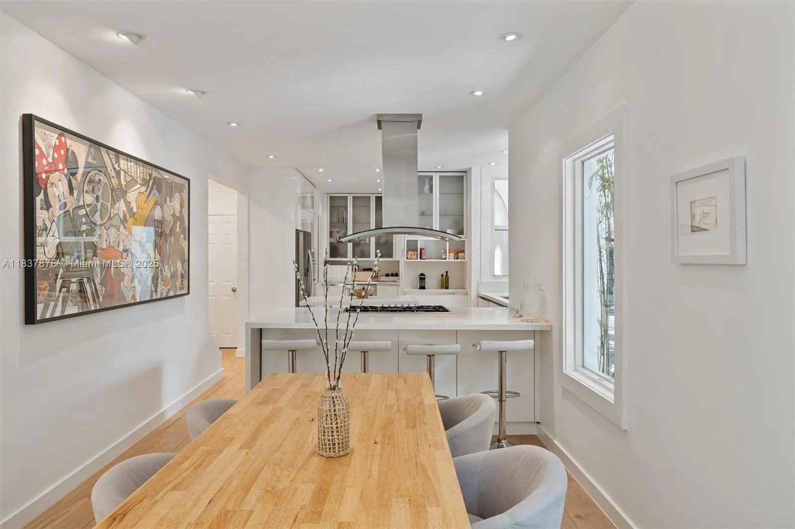 4286 S Douglas Rd, Miami, Florida 33133, Miami, Florida 33133, 4 Bedrooms Bedrooms, ,5 BathroomsBathrooms,Residential Lease,For Rent,4286 S Douglas Rd, Miami, Florida 33133,A11837878