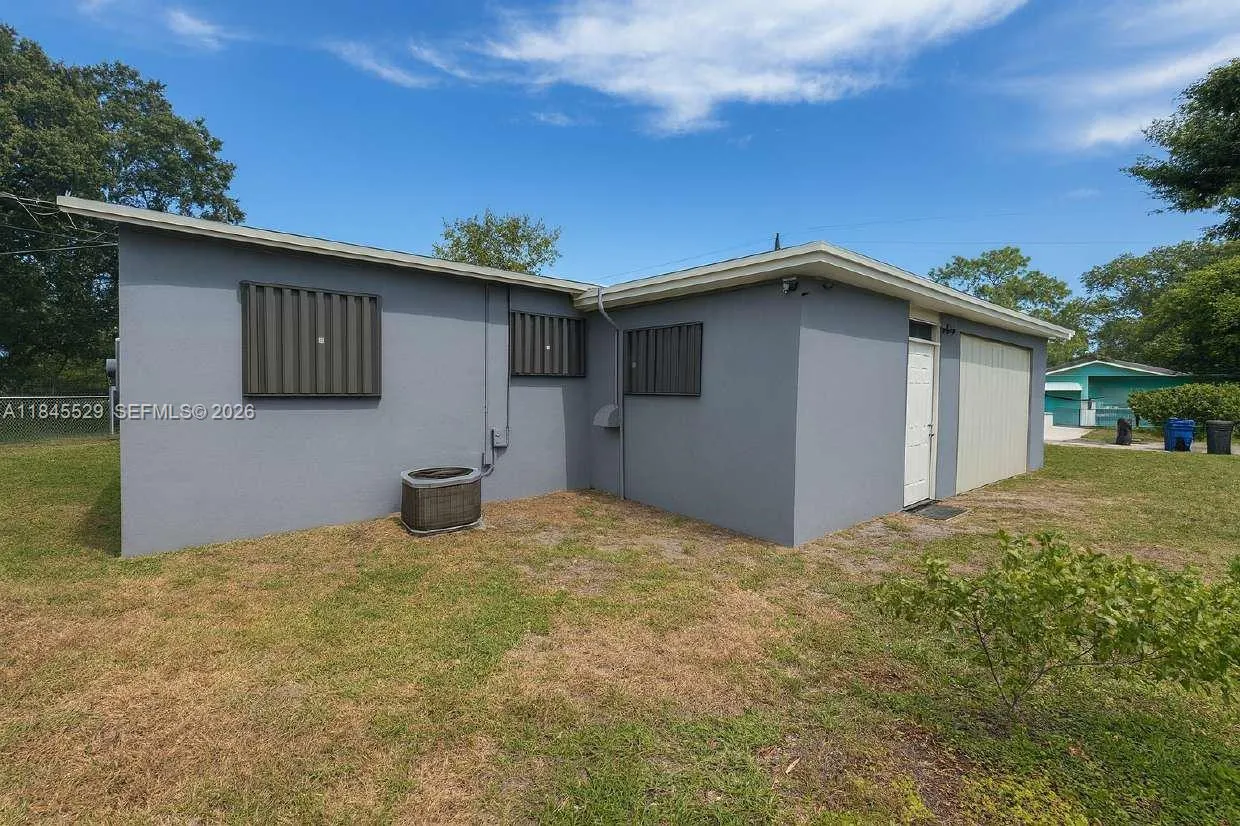 2231 Nw 9th Ct, Fort Lauderdale, Florida 33311, Fort Lauderdale, Florida 33311, 3 Bedrooms Bedrooms, 1 Room Rooms,1 BathroomBathrooms,Residential,For Sale,2231 Nw 9th Ct, Fort Lauderdale, Florida 33311,A11845529