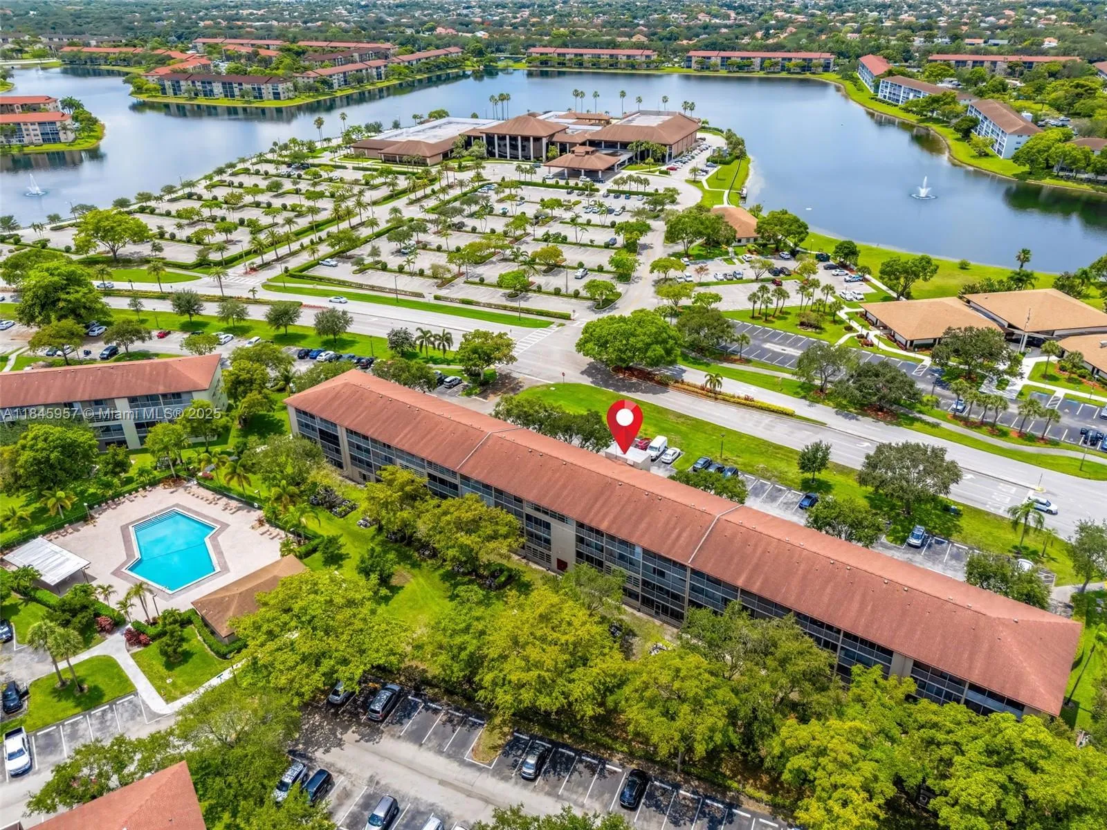 13455 Sw 9th Ct 315j, Pembroke Pines, Florida 3302, Pembroke Pines, Florida 33027, 1 Bedroom Bedrooms, ,1 BathroomBathrooms,Residential,For Sale,13455 Sw 9th Ct 315j, Pembroke Pines, Florida 3302,A11845957