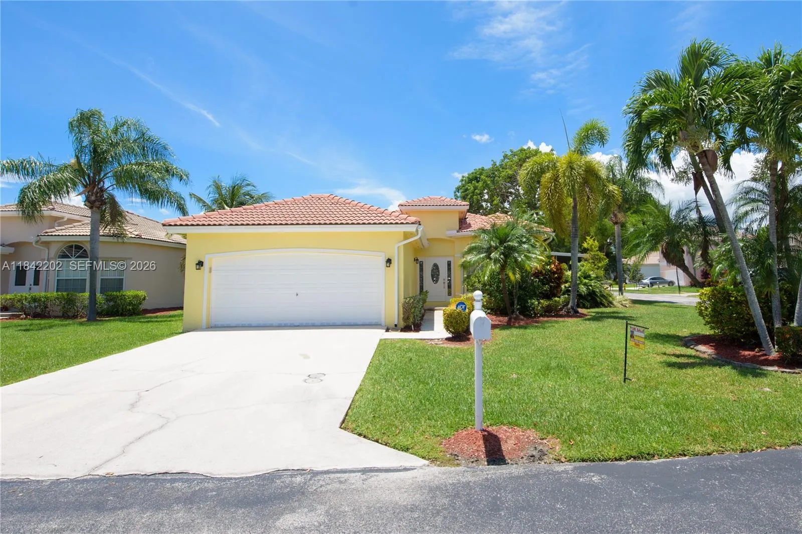 460 Se 24th Dr, Homestead, Florida 33033, Homestead, Florida 33033, 3 Bedrooms Bedrooms, 9 Rooms Rooms,2 BathroomsBathrooms,Residential,For Sale,460 Se 24th Dr, Homestead, Florida 33033,A11842202