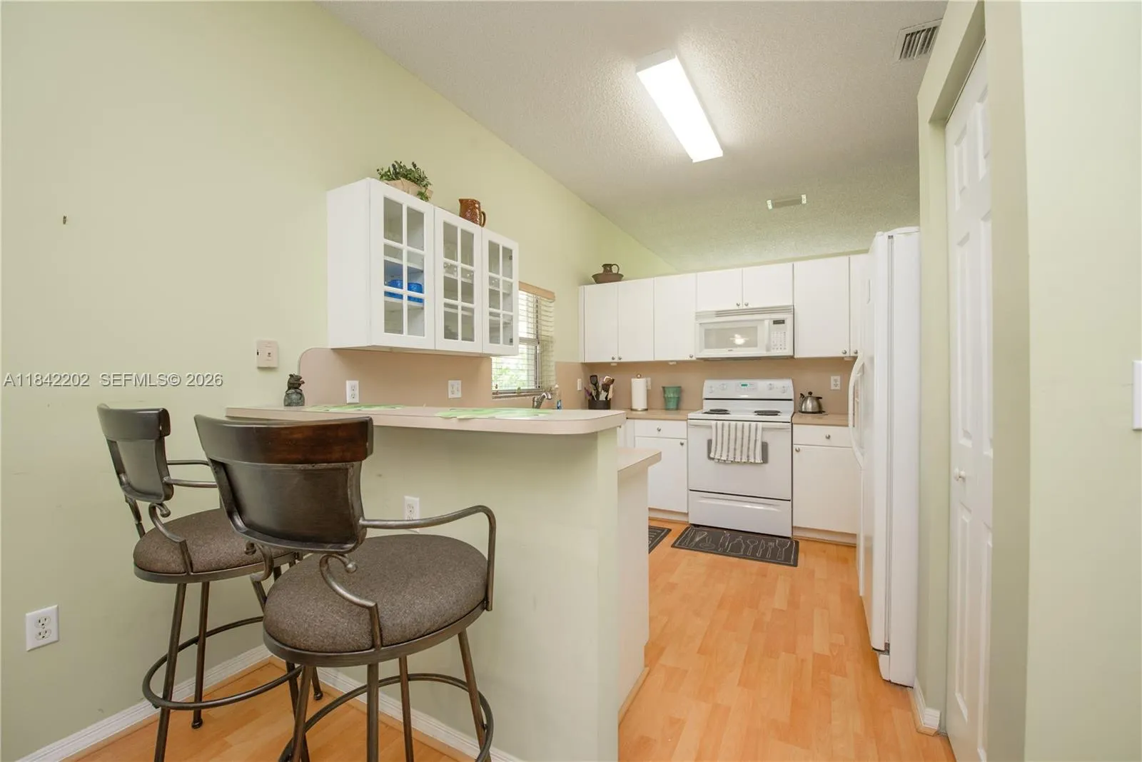 460 Se 24th Dr, Homestead, Florida 33033, Homestead, Florida 33033, 3 Bedrooms Bedrooms, 9 Rooms Rooms,2 BathroomsBathrooms,Residential,For Sale,460 Se 24th Dr, Homestead, Florida 33033,A11842202