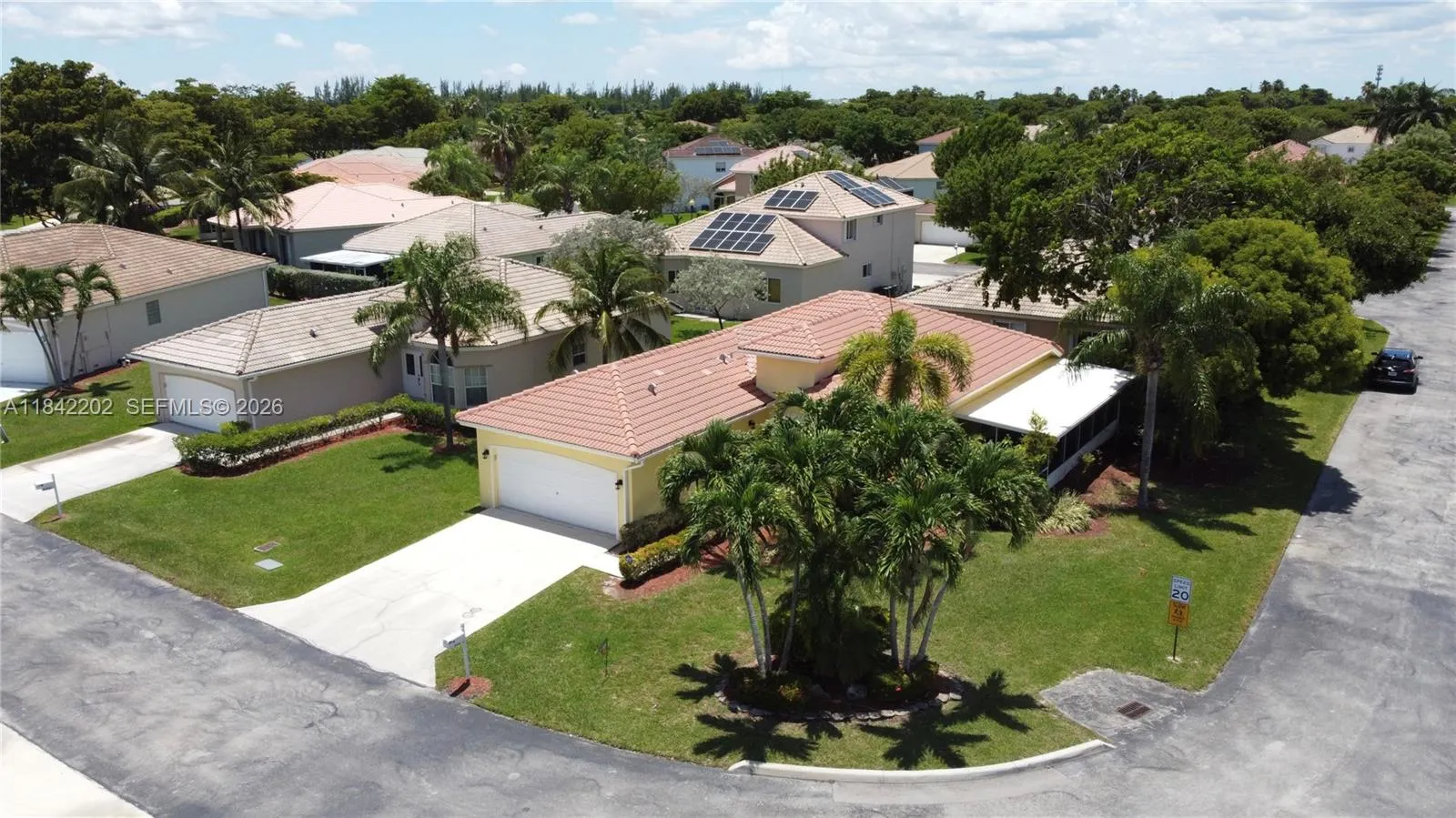 460 Se 24th Dr, Homestead, Florida 33033, Homestead, Florida 33033, 3 Bedrooms Bedrooms, 9 Rooms Rooms,2 BathroomsBathrooms,Residential,For Sale,460 Se 24th Dr, Homestead, Florida 33033,A11842202