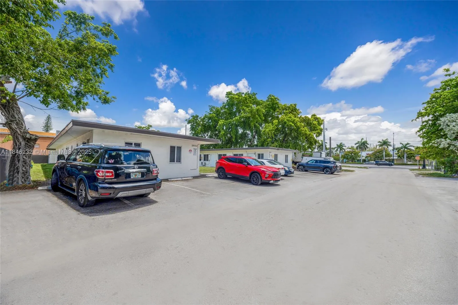 3932 Sw 12th Pl, Fort Lauderdale, Florida 33312, Fort Lauderdale, Florida 33312, ,Commercial Sale,For Sale,3932 Sw 12th Pl, Fort Lauderdale, Florida 33312,A11846232
