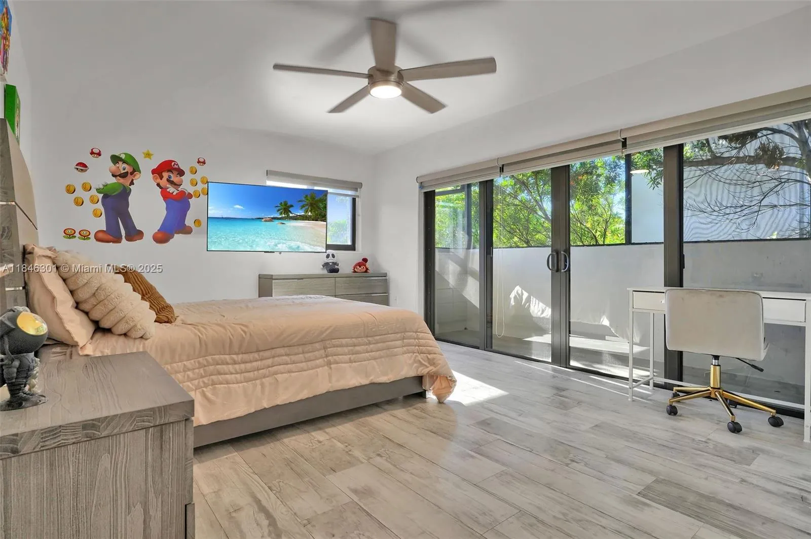1501 Algardi Ave, Coral Gables, Florida 33146, Coral Gables, Florida 33146, 4 Bedrooms Bedrooms, ,3 BathroomsBathrooms,Residential,For Sale,1501 Algardi Ave, Coral Gables, Florida 33146,A11846301