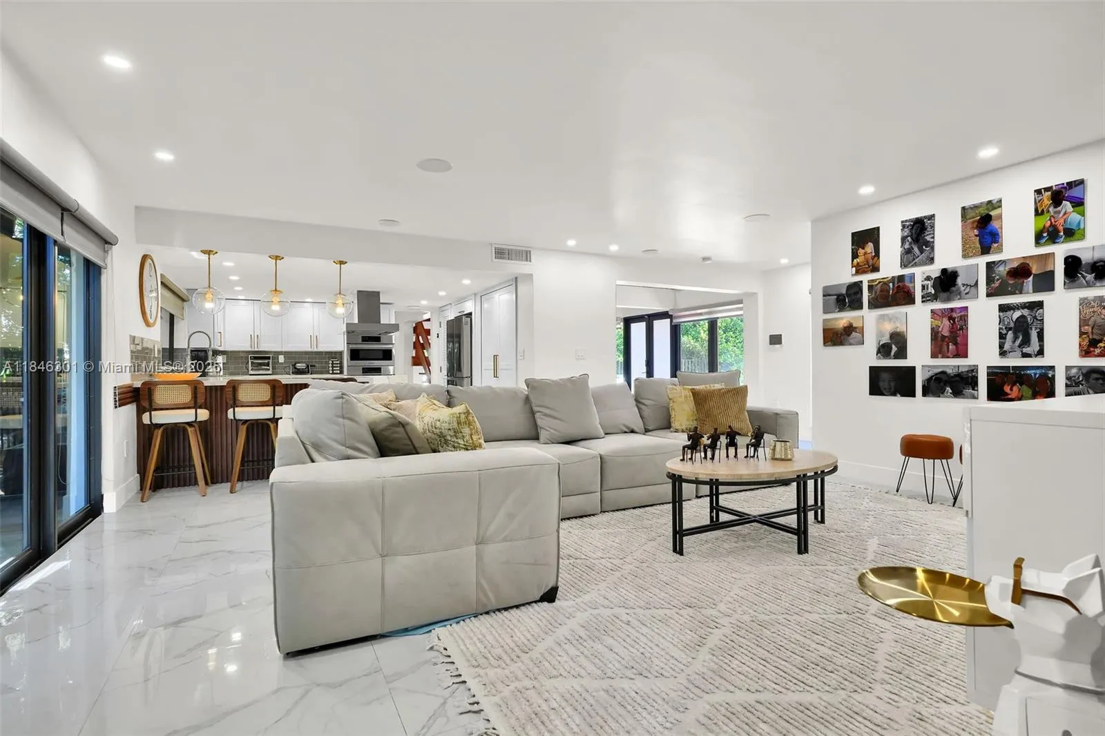 1501 Algardi Ave, Coral Gables, Florida 33146, Coral Gables, Florida 33146, 4 Bedrooms Bedrooms, ,3 BathroomsBathrooms,Residential,For Sale,1501 Algardi Ave, Coral Gables, Florida 33146,A11846301