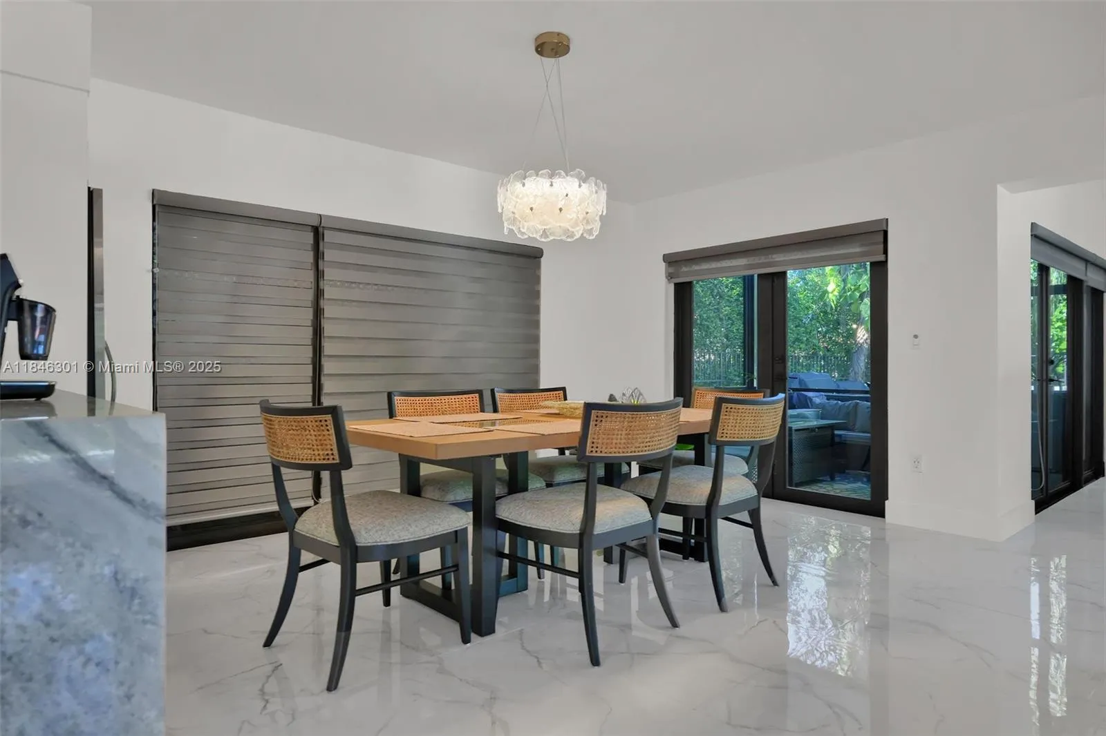 1501 Algardi Ave, Coral Gables, Florida 33146, Coral Gables, Florida 33146, 4 Bedrooms Bedrooms, ,3 BathroomsBathrooms,Residential,For Sale,1501 Algardi Ave, Coral Gables, Florida 33146,A11846301