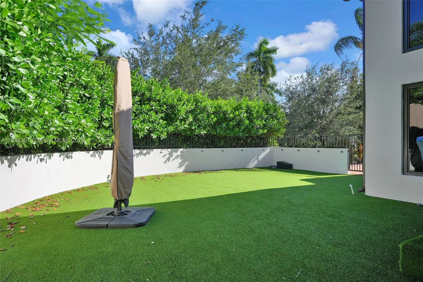 1501 Algardi Ave, Coral Gables, Florida 33146, Coral Gables, Florida 33146, 4 Bedrooms Bedrooms, ,3 BathroomsBathrooms,Residential,For Sale,1501 Algardi Ave, Coral Gables, Florida 33146,A11846301