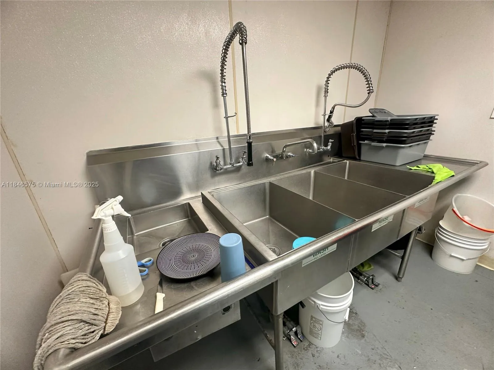 Doral, Florida 33166, ,Business Opportunity,For Sale,A11846575