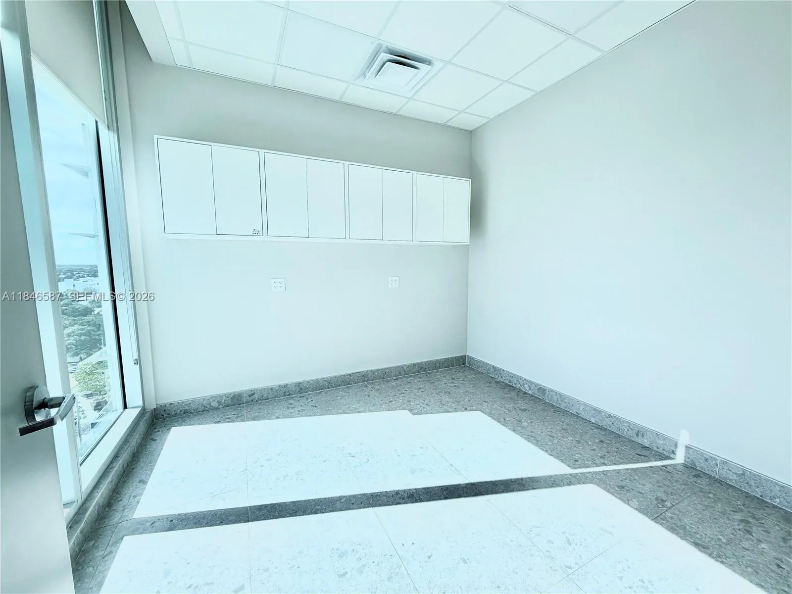 2820 Ne 214th St 1001, Aventura, Florida 33180, Aventura, Florida 33180, ,Commercial Sale,For Sale,2820 Ne 214th St 1001, Aventura, Florida 33180,A11846587