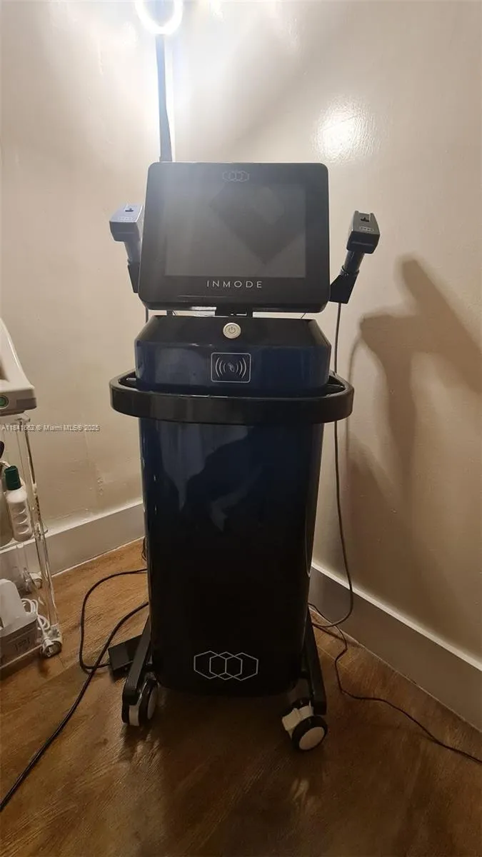 10328 W Flagler St, Miami, Florida 33174, Miami, Florida 33174, ,Business Opportunity,For Sale,10328 W Flagler St, Miami, Florida 33174,A11841662